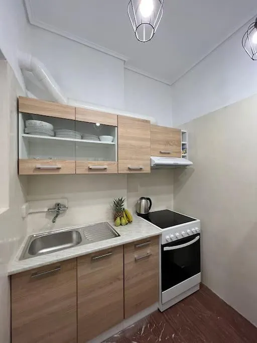 Cute And Cozy Apartment-1